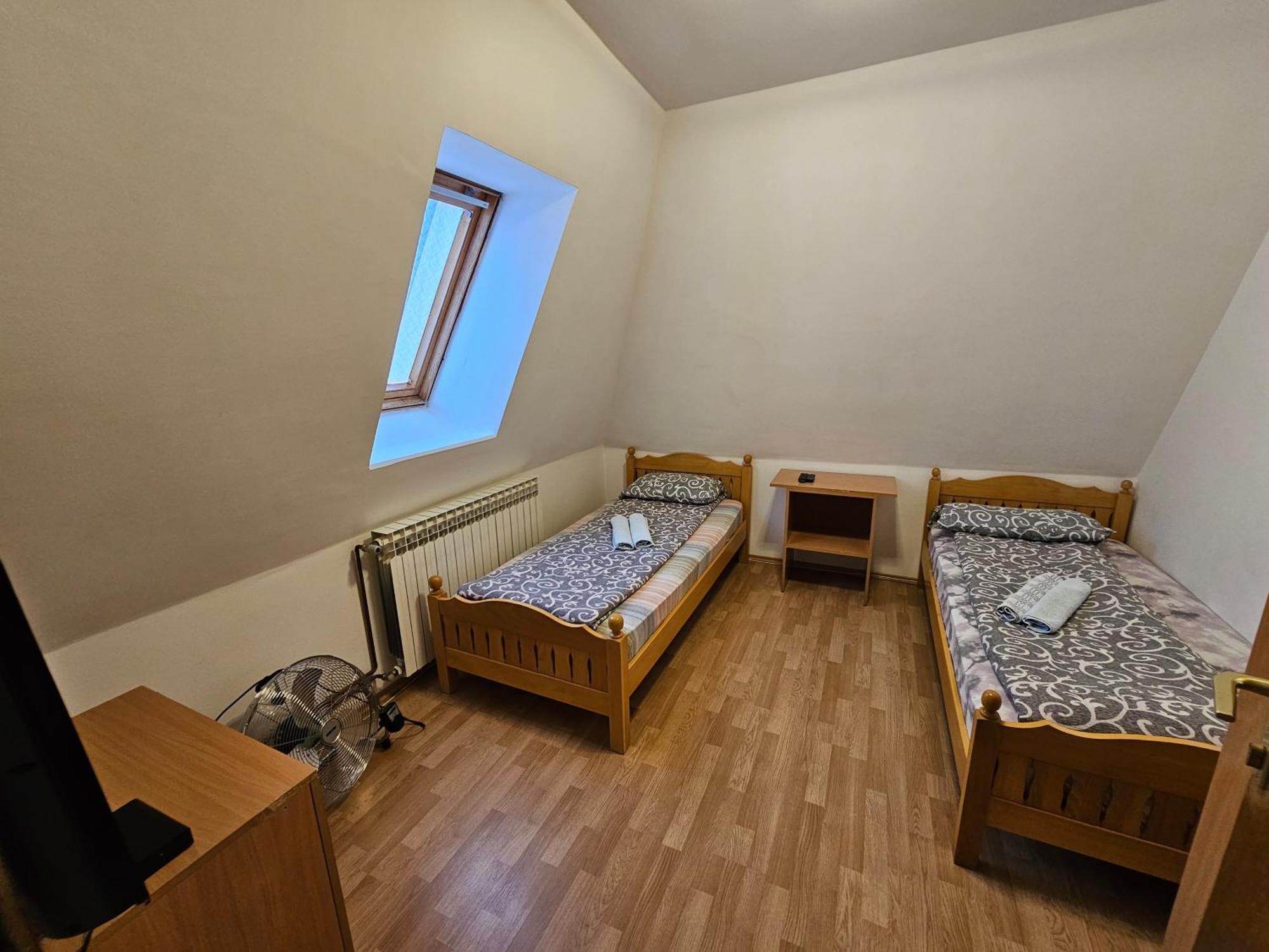 Aleks Sobe Hotel Banja Koviljaca Exterior photo